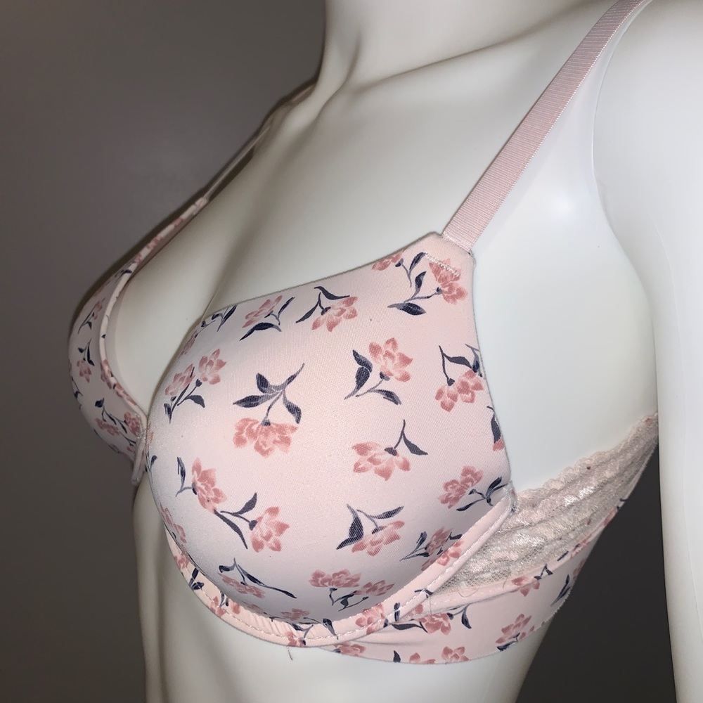 Bundle of Adrienne Vittadini Bras